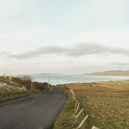 Pollan At Houses, Pollan Bay