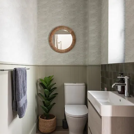 Pollan At Houses, Pollan Bay Дом отдыха *