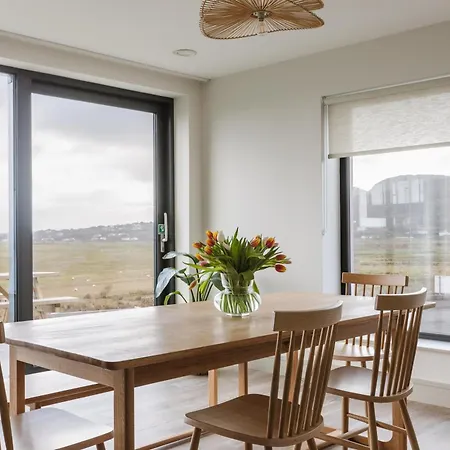 Pollan At Houses, Pollan Bay Дом отдыха