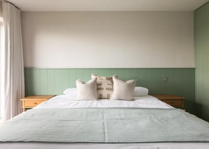 Tatil Evi Pollan At Houses, Pollan Bay *