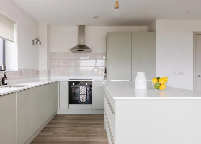 Pollan At Houses, Pollan Bay Tatil Evi *